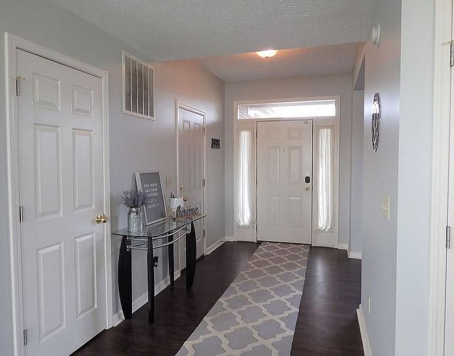 2nd image of 655 Sutton Dr