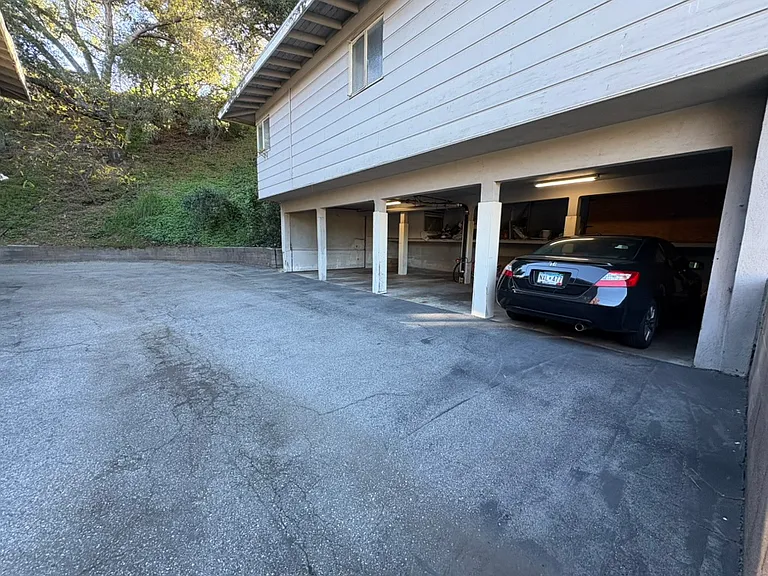 1800 Calafia St #B — Photo 14