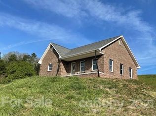 1073 Upper Brush Creek Rd, Marshall, NC 28753