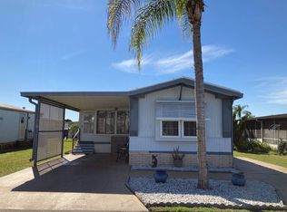 297 Five Iron Dr #297, Mulberry, FL 33860