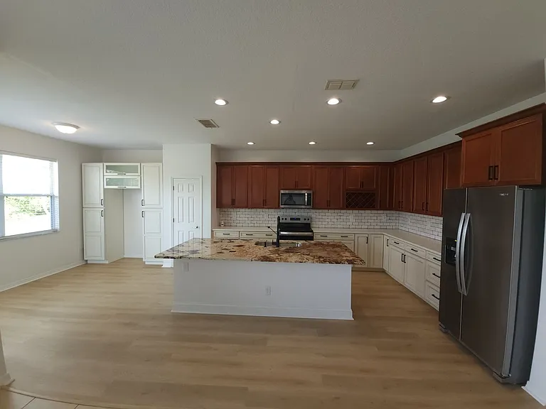 912 N Jacks Lake Rd — Photo 10