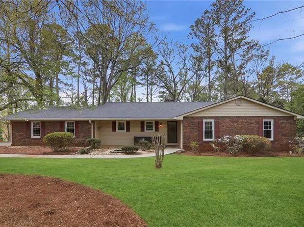1410 Dallas Cir SW, Marietta, GA 30064
