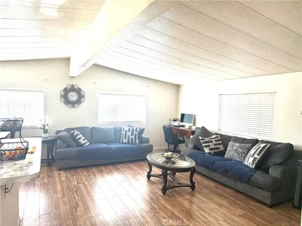 1550 Rimpau Ave Spc 37, Corona, CA 92881