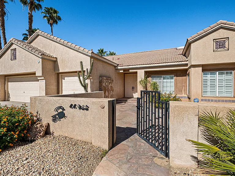 44965 Malia Cir — Photo 1