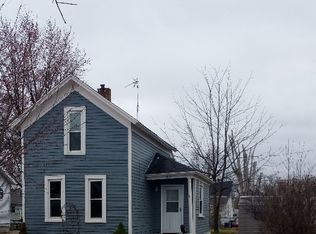 1004 Fraser St, Bay City, MI 48708