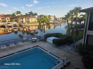 4525 Country Club Blvd APT 207, Cape Coral, FL 33904