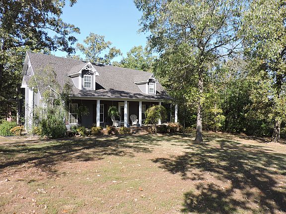 2nd image of 130 Burk Hill Cv