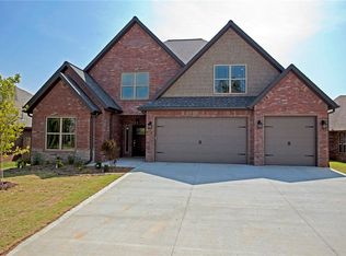 4107 SW Staverton Dr, Bentonville, AR 72712