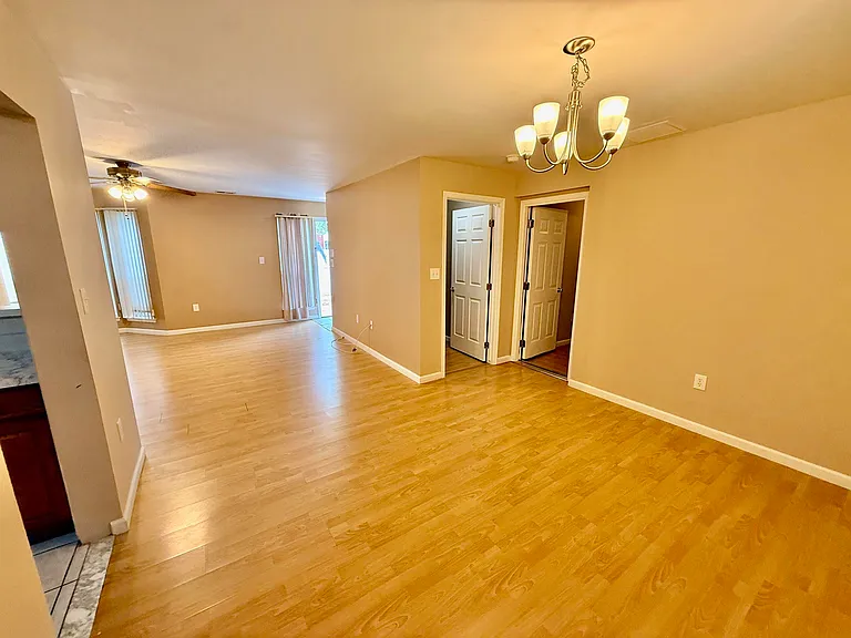 42 Cypress St — Photo 6