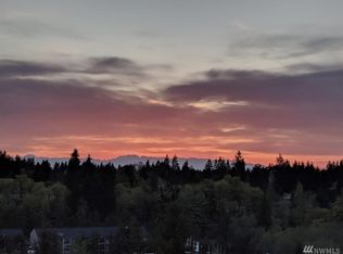 6949 134th Ct SE UNIT B, Newcastle, WA 98059