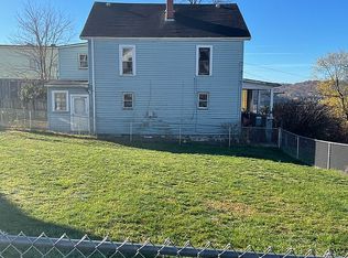 516-518 Brinton Ave, Pitcairn, PA 15140