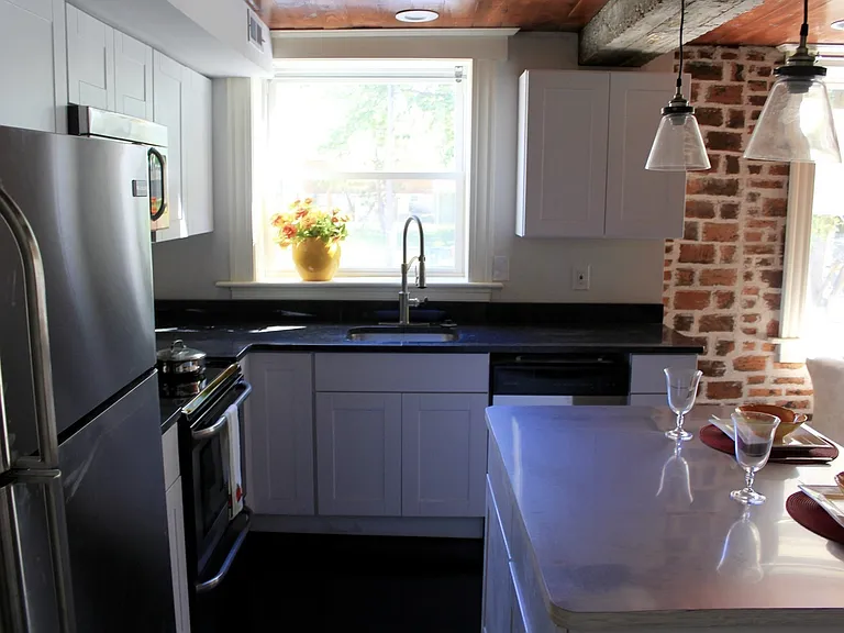3535 Roger Pl — Photo 3