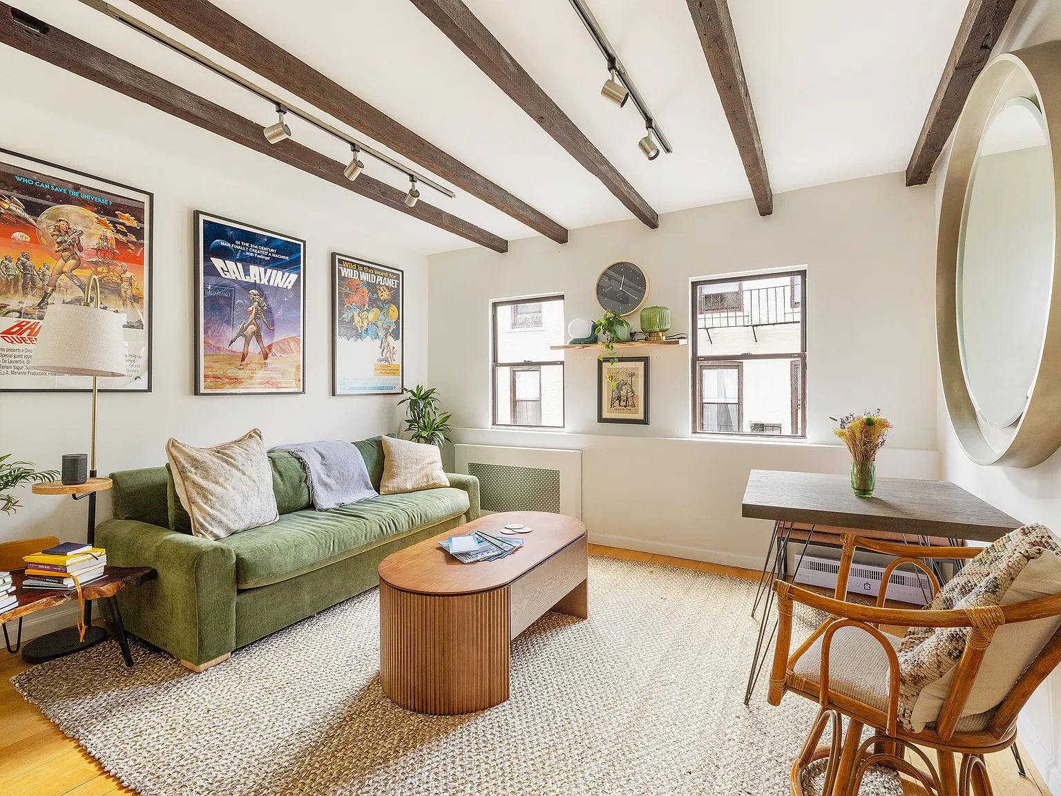 309 West 20th Street — Photo 1