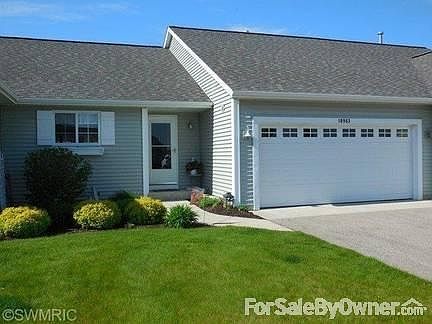 Outside picture (next door unit)