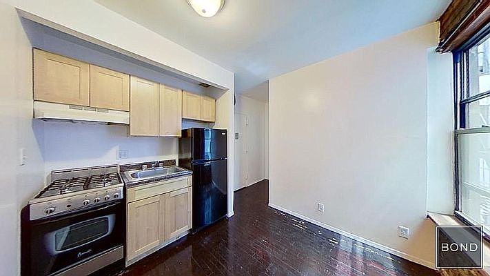 1st image of 280 Mulberry St APT 3C