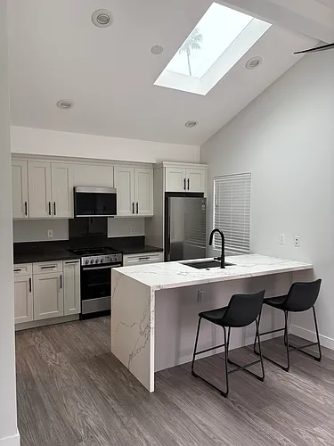 711 Monterey Ave #1 Photo 1