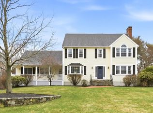 38 Old Farm Rd, Abington, MA 02351