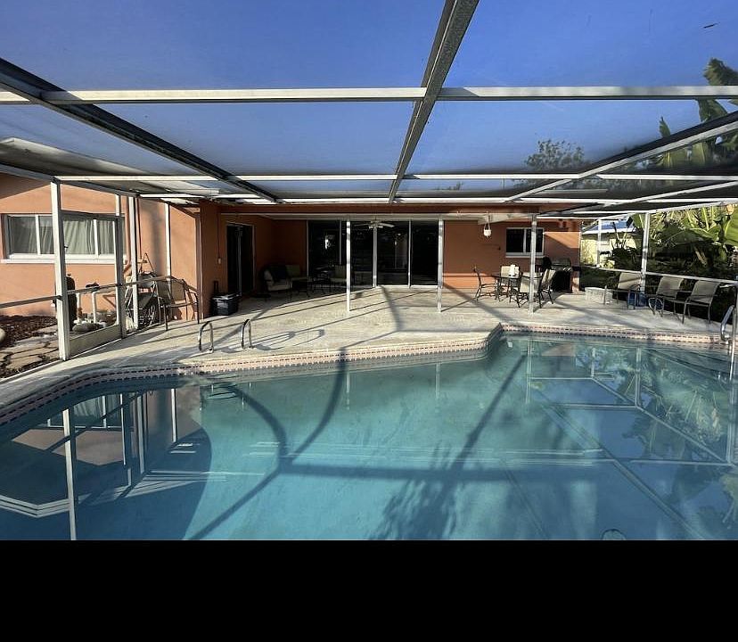 1st image of 2639 SE 16th Pl