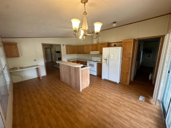 1301 Vz County Road 3414, Wills Point, TX 75169