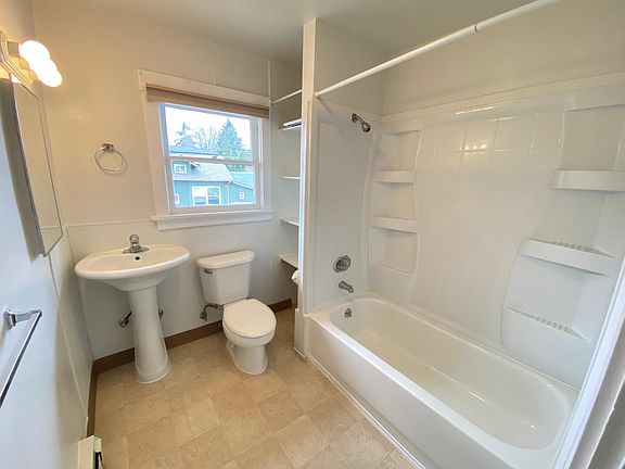 5th image of 4605 N 41st St