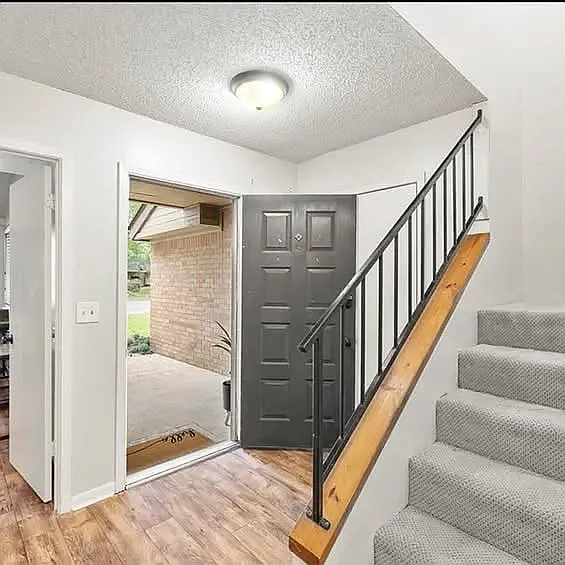 4218 Kenbrook Dr — Photo 1