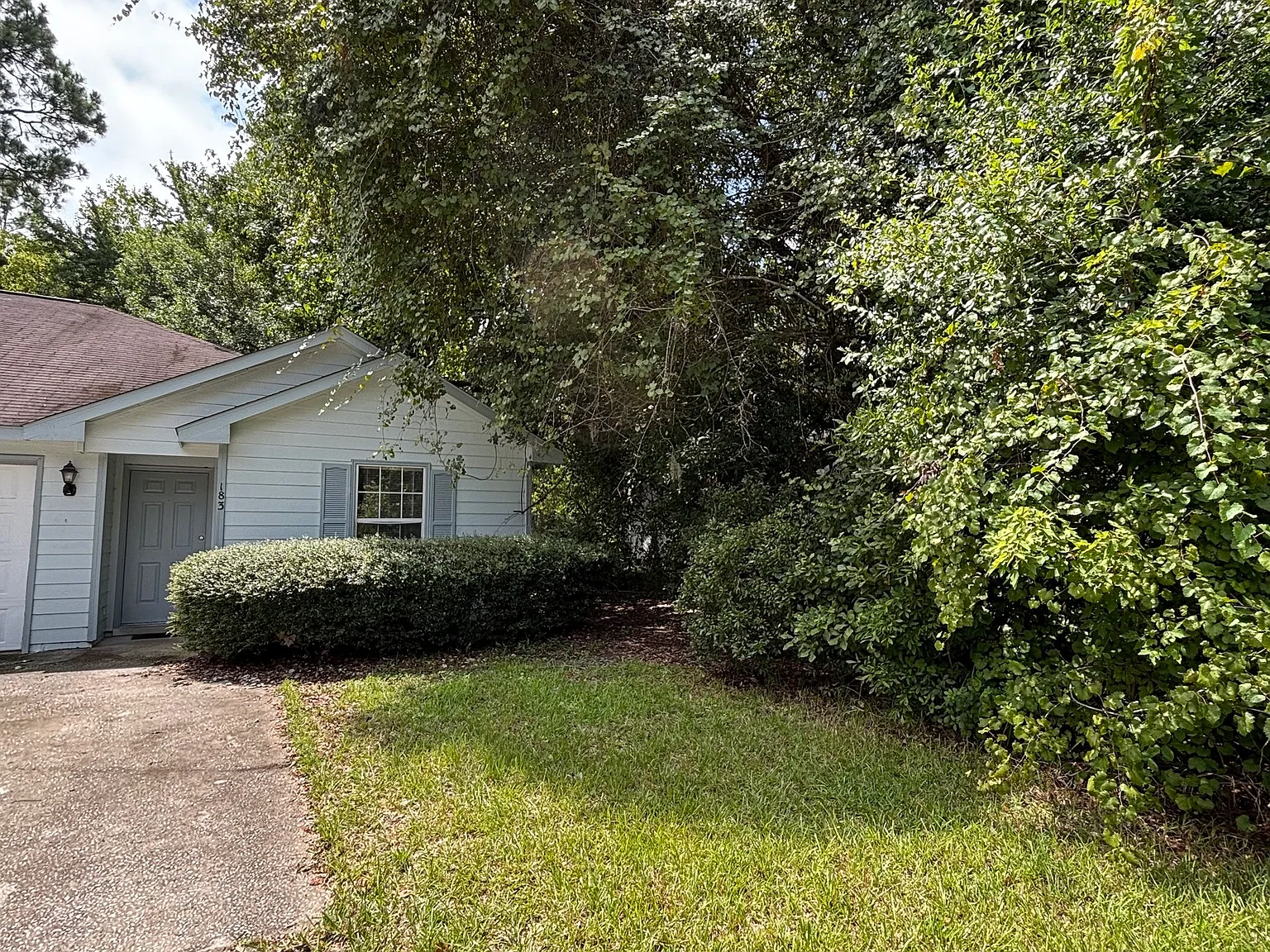 3 bed, 2.0 bath, 1120 sqft, $1,600 — Photo 4