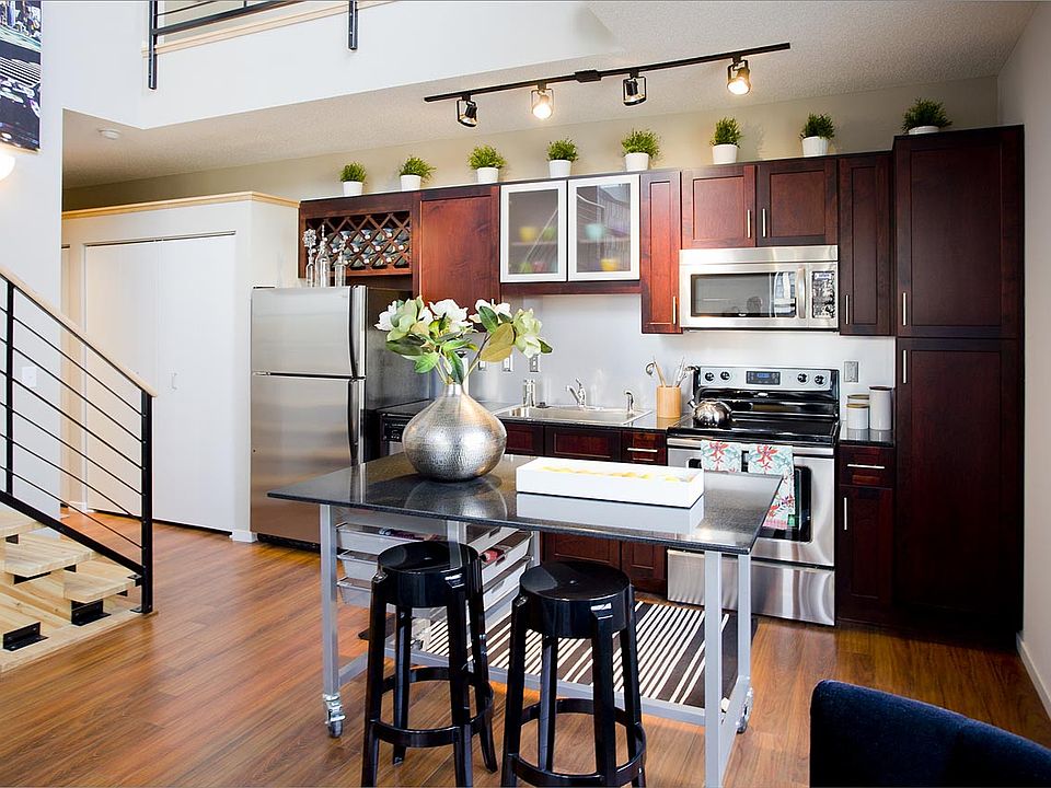 1st image of 275 Union Blvd APT 1408