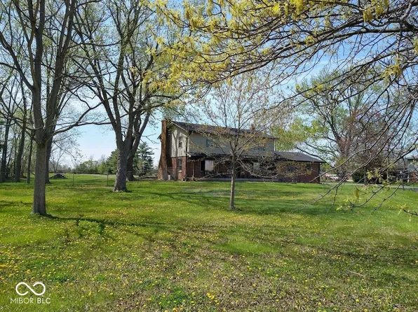 798 S 600 W, New Palestine, IN 46163