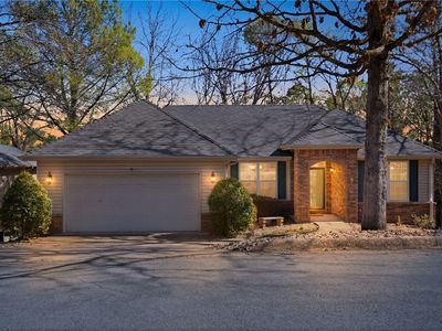 6 Williamsburg Ln E, Bella Vista, AR, 72715