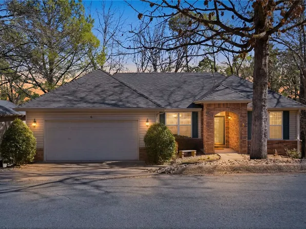 6 Williamsburg Ln E, Bella Vista, AR 72715
