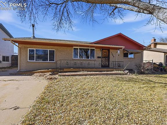 2nd image of 2609 Ridgewood Ln