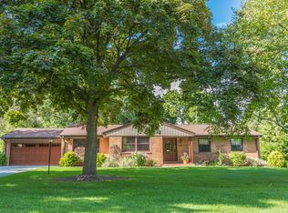 15820 Elderlawn Pkwy, Brookfield, WI 53005