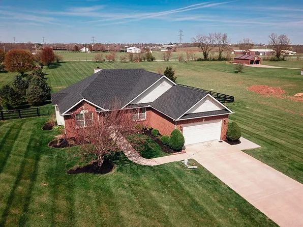 75 Dorton Dr, Lancaster, KY 40444