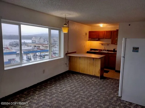 2415 Hemlock St APT 401, Ketchikan, AK 99901