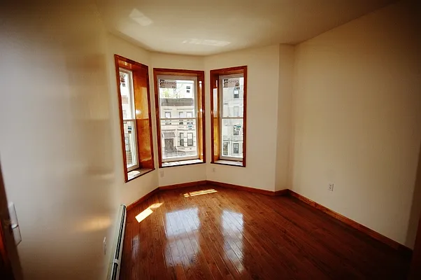 Rented by Owner | media 132