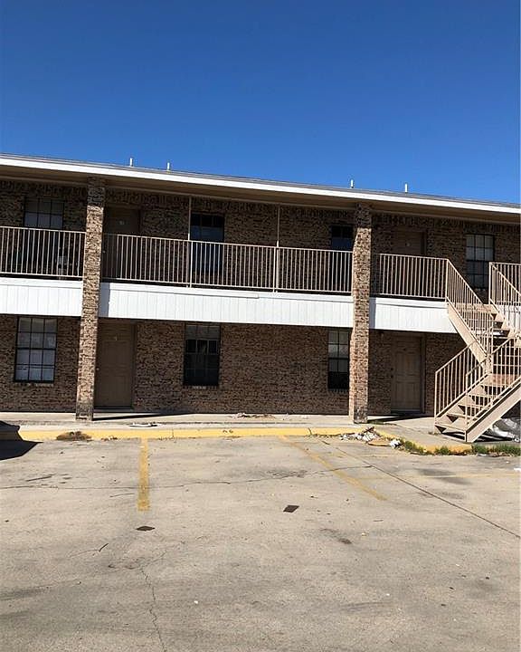 1st image of 1000 W Caffery Ave APT 3A