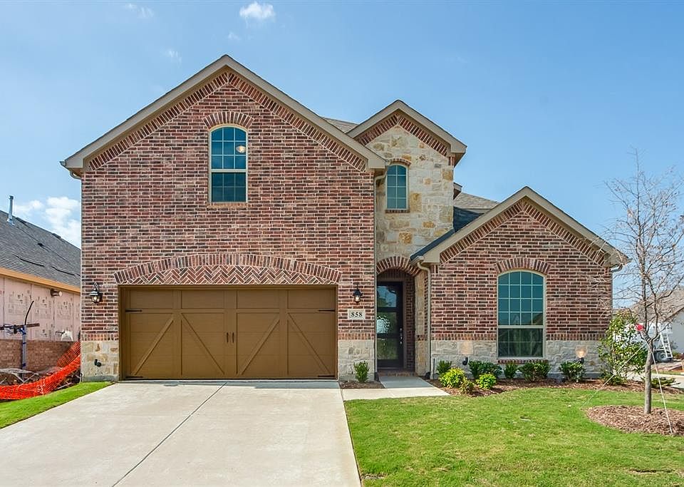 1st image of 858 Underwood Ln