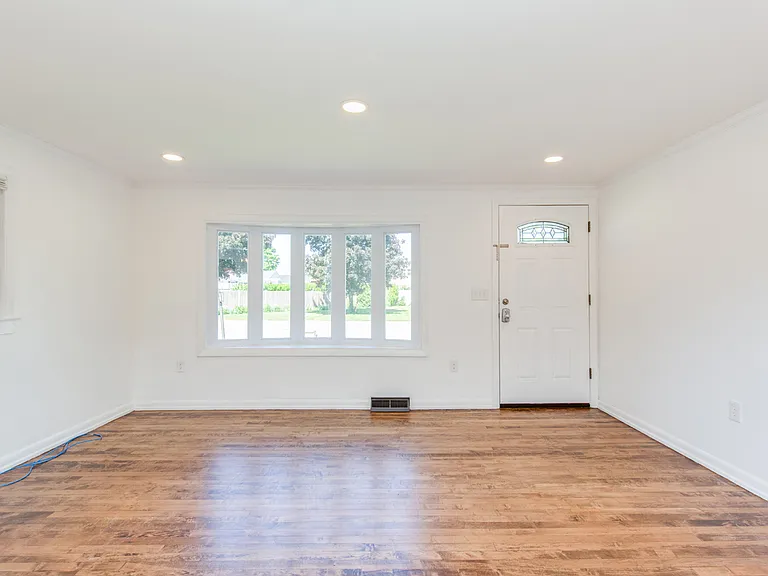33 Raven St — Photo 10
