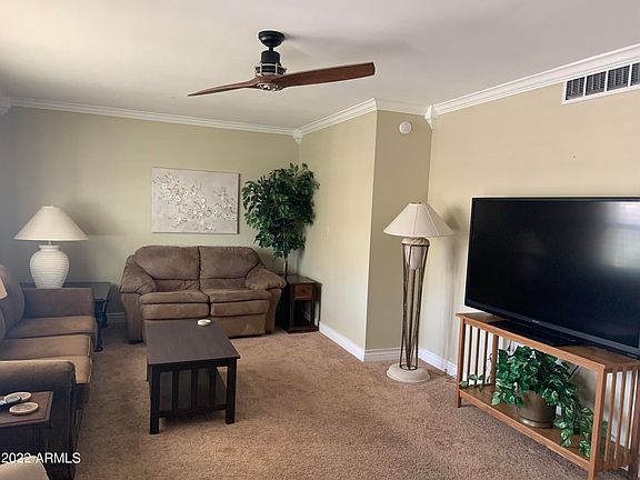 3rd image of 10926 W Greer Ave