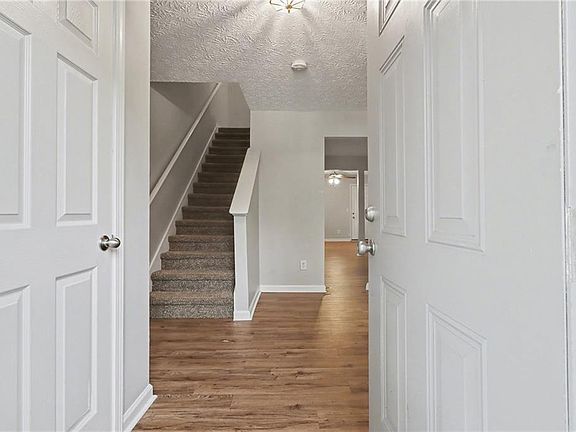 4th image of 3788 Waldrop Ln