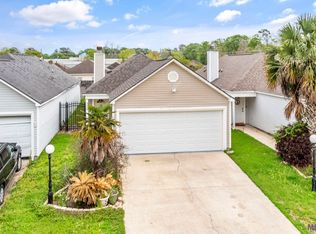 1029 Hammond Manor Dr, Baton Rouge, LA 70816