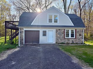 859 Main St, Monroe, CT 06468