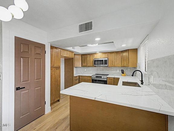 3rd image of 4303 E CACTUS Road #314