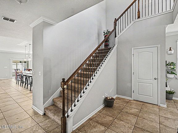3rd image of 4690 PLANTATION OAKS Boulevard