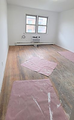 4th image of 31-14 31st St Floor 3