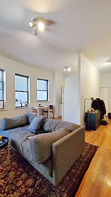 Rented by Owner | media 10