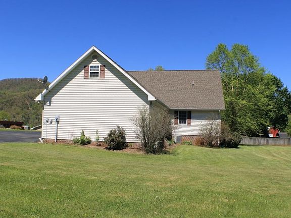 5th image of 117 Bradshaw Woods Dr