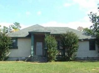 460 N Pecan St, Nash, TX 75569