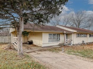 500 Ranchero Pl, Belton, MO 64012