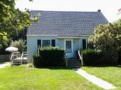 1st image of 105 Henry St
